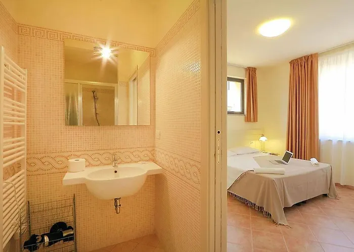 Relais White