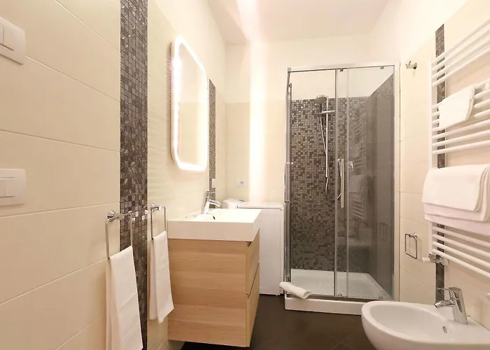 Relais White